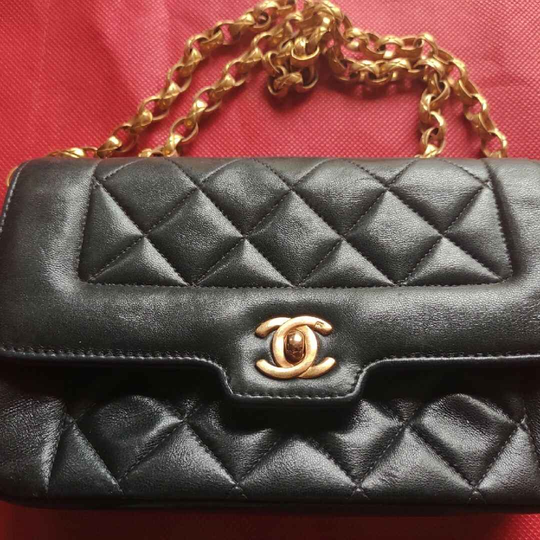 CHANEL(シャネル)のシャネルポーチ レディースのファッション小物(ポーチ)の商品写真