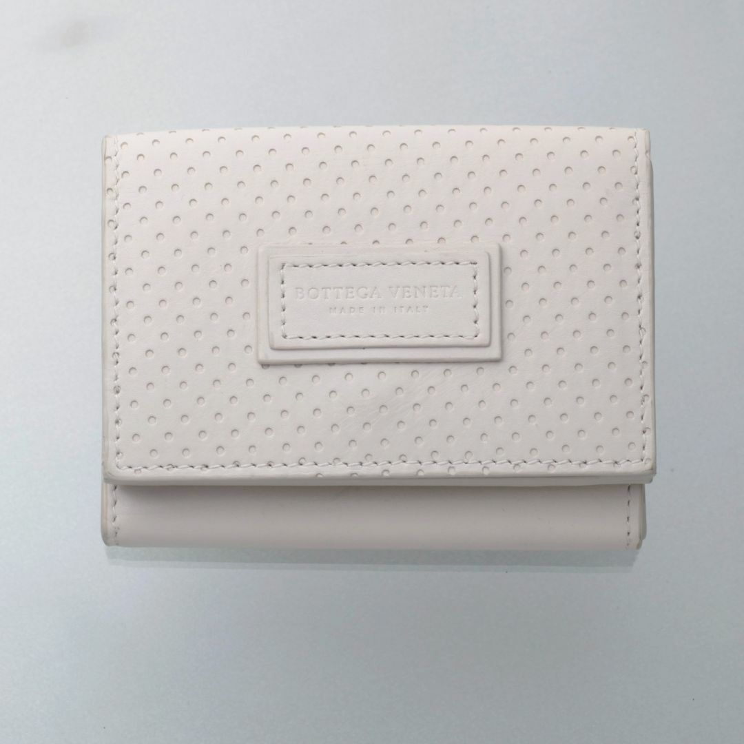 Bottega Veneta(ボッテガヴェネタ)のK3680 良品 ボッテガ パンチング レザー 三つ折 ミニ 財布 ITALY製 メンズのファッション小物(折り財布)の商品写真