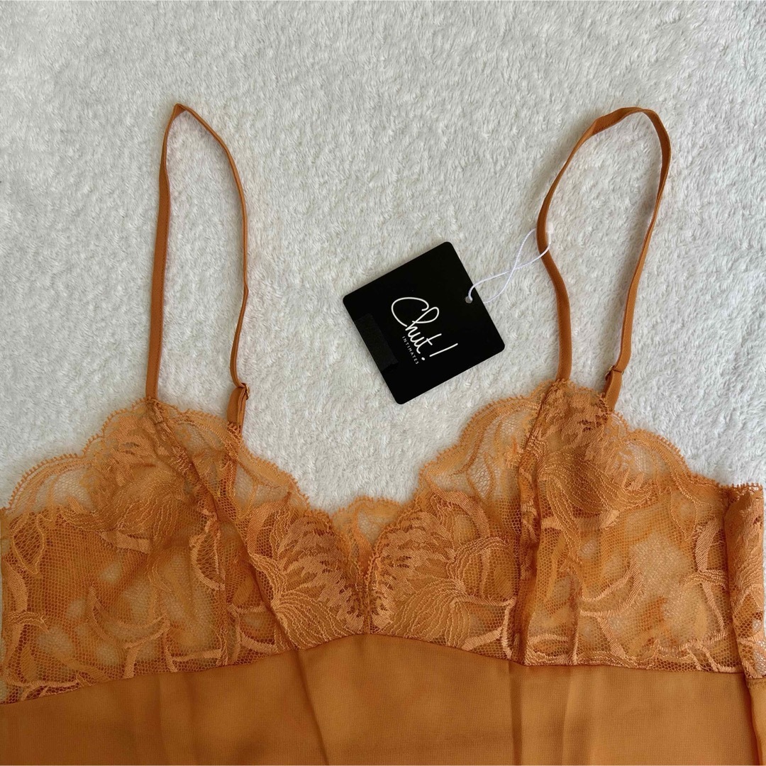 Chut! INTIMATES(シュットインティメイツ)のchut! [LUXE] オレンジ スリップS 未使用新品未開封 レディースのトップス(キャミソール)の商品写真