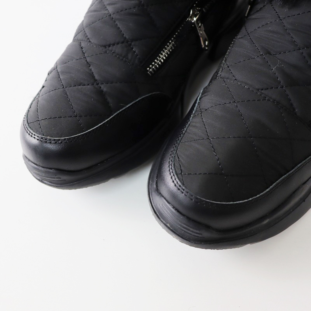 定価4.7万 トランク ヒロココシノ TRUNK HIROKO KOSHINO エコファーショートブーツ 24.5cm/ブラック キルティング【2400013839273】 レディースの靴/シューズ(ブーツ)の商品写真