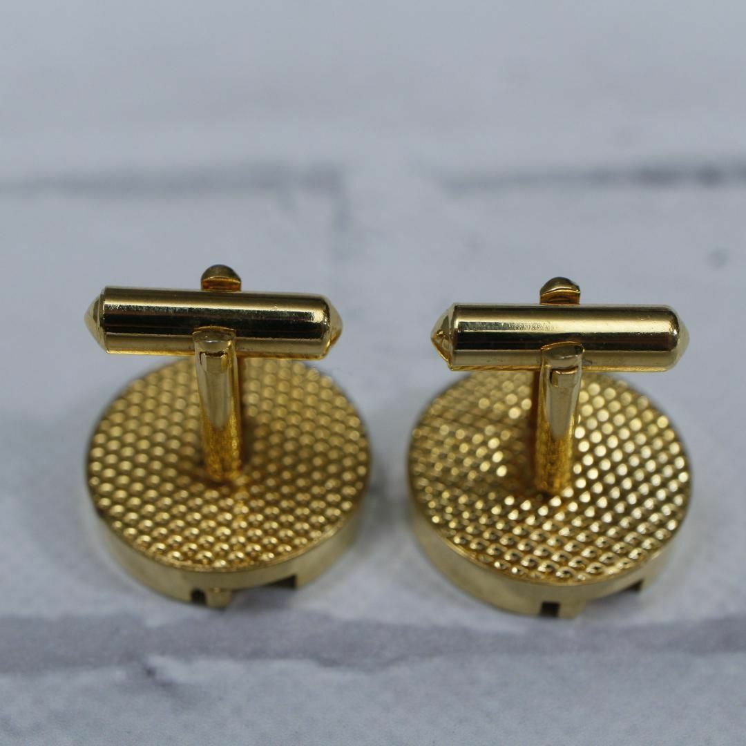 Dunhill(ダンヒル)の【匿名配送】ダンヒル カフス ゴールド ロゴ シンプル 4 メンズのファッション小物(カフリンクス)の商品写真