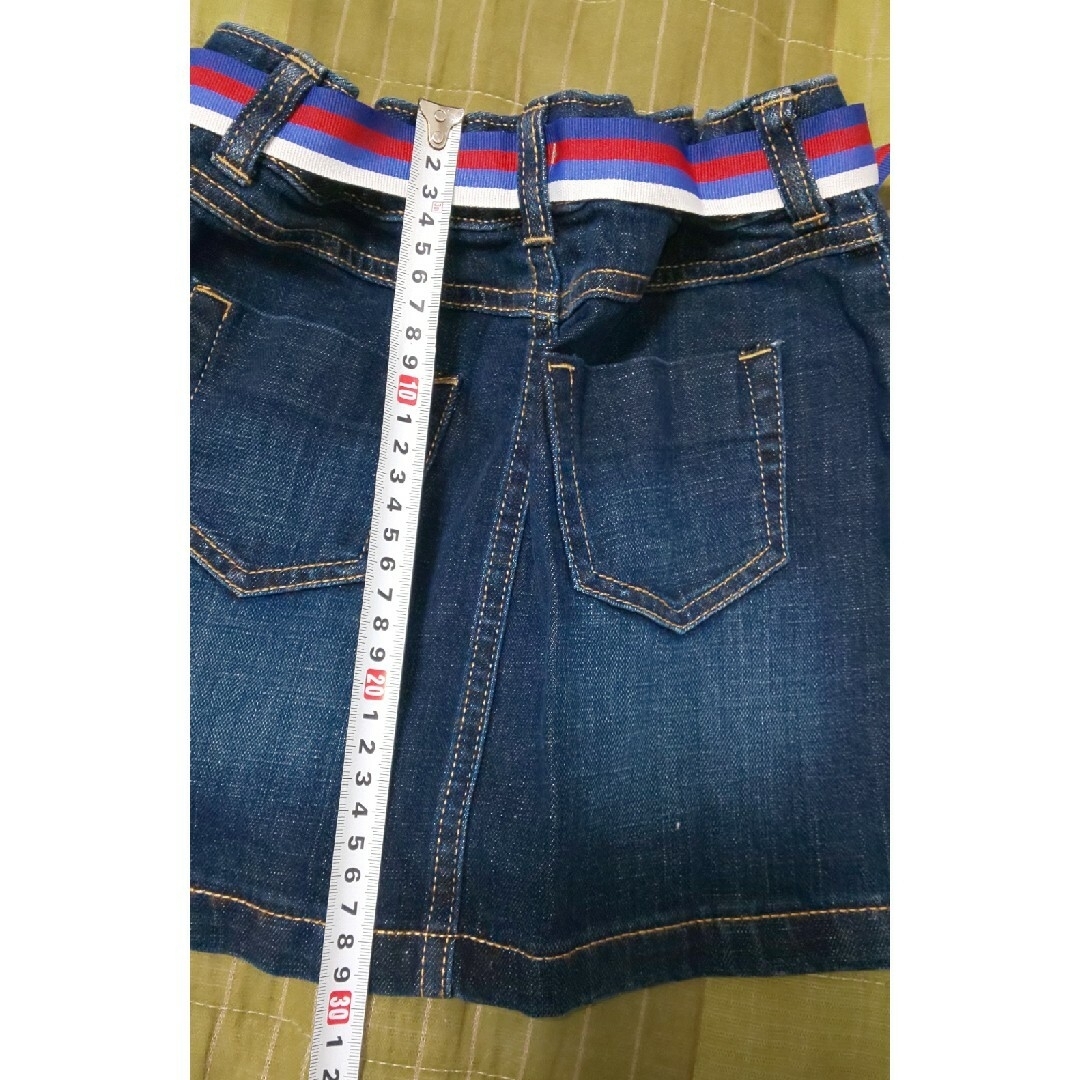 TOMMY HILFIGER(トミーヒルフィガー)のトミーフィルガーデニムスカート キッズ/ベビー/マタニティのキッズ服女の子用(90cm~)(スカート)の商品写真