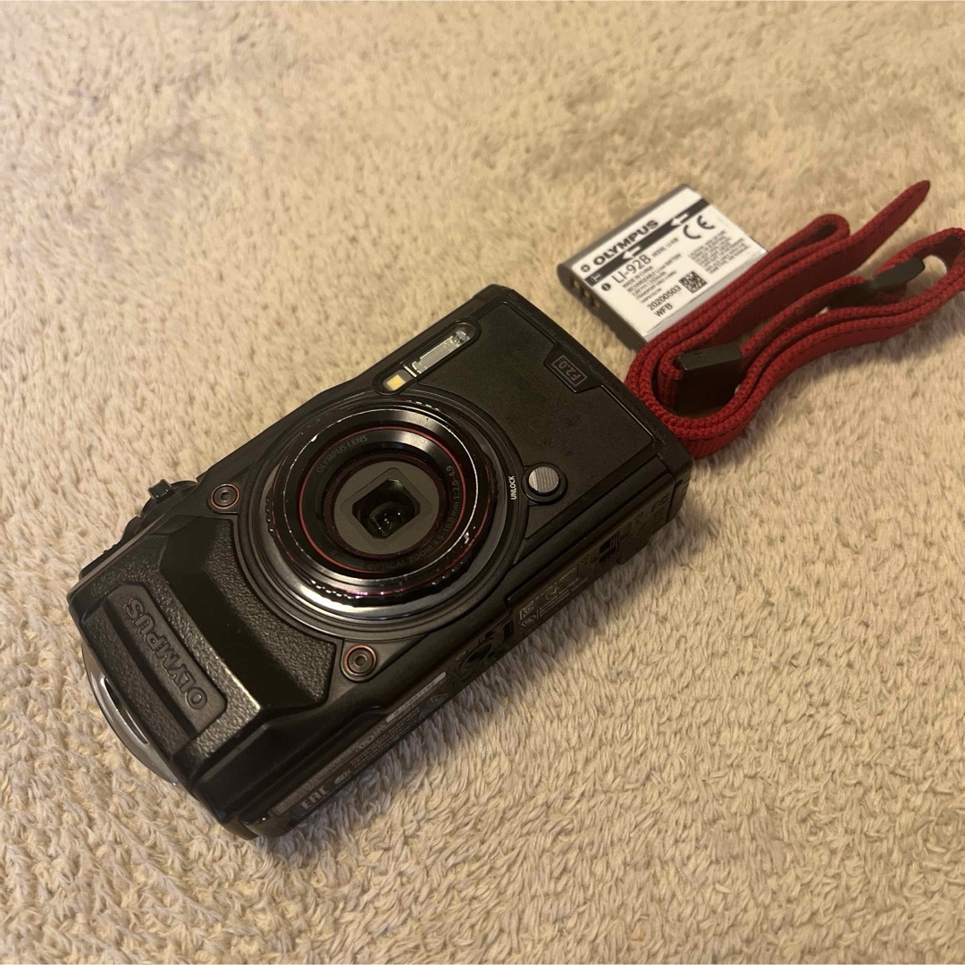 OLYMPUS(オリンパス)のOLYMPUS デジタルカメラ TG-6 BLACK スマホ/家電/カメラのカメラ(コンパクトデジタルカメラ)の商品写真