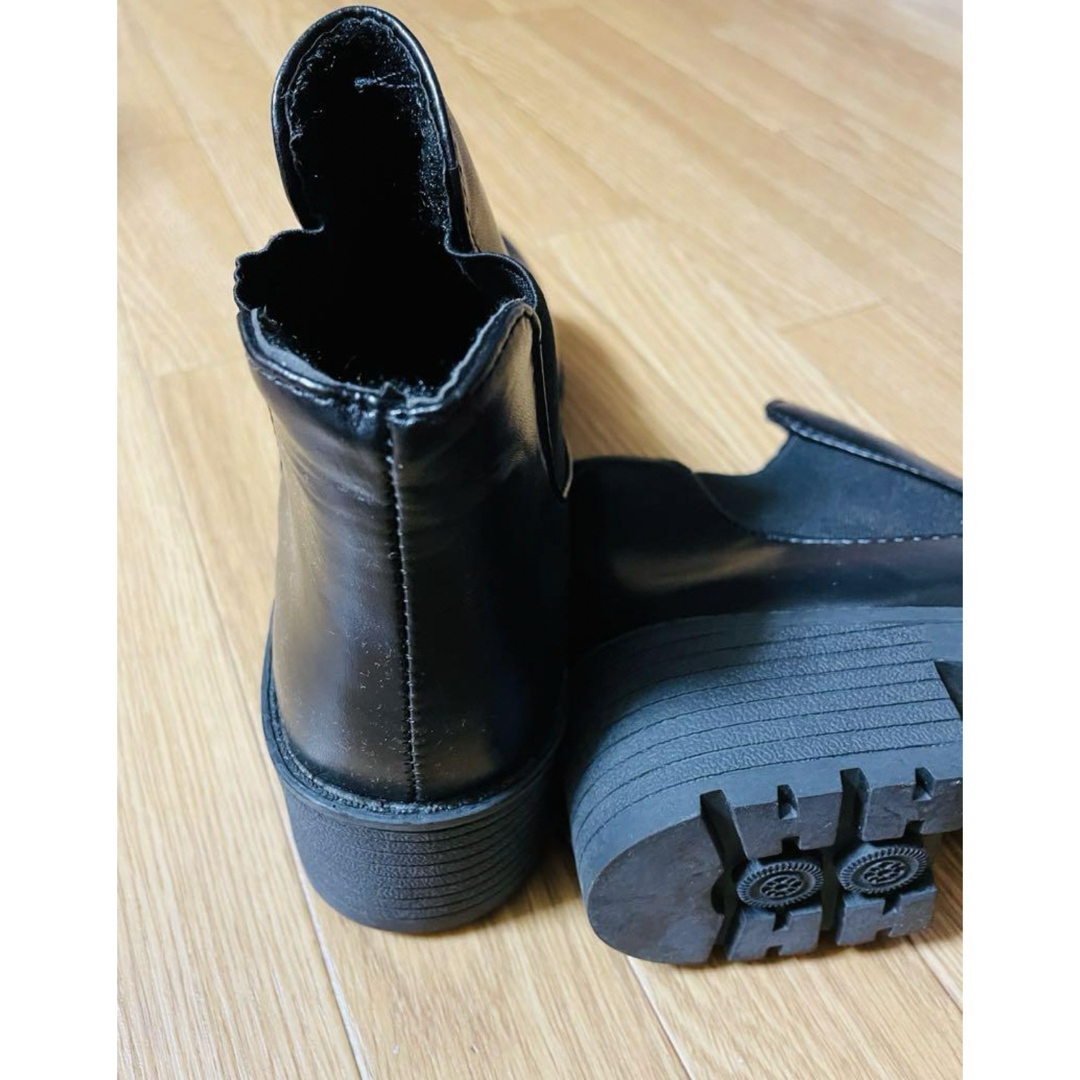 レインブーツ　サイドゴア　ブーツ　レインシューズ　24.5cm ブラック レディースの靴/シューズ(ローファー/革靴)の商品写真