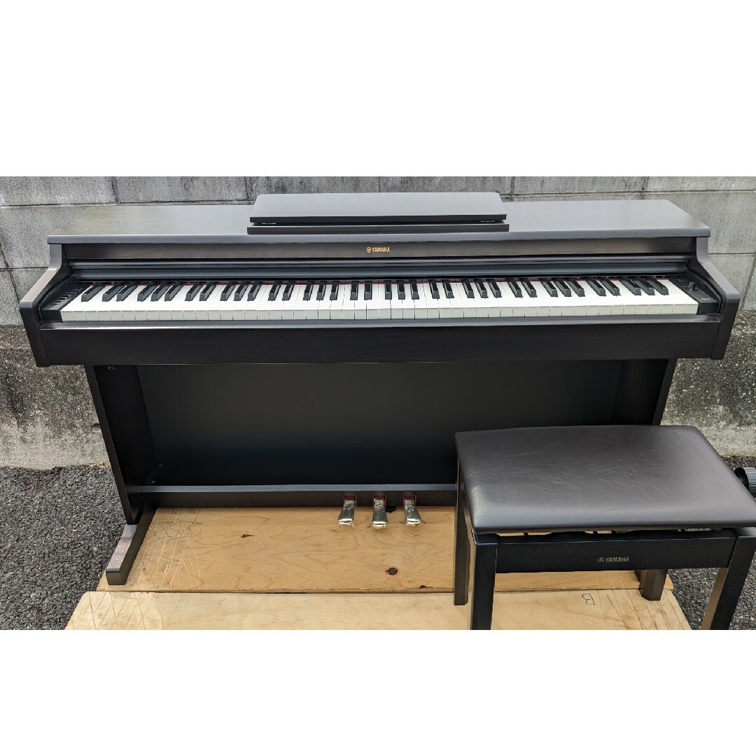 ヤマハ(ヤマハ)の送料込みYAMAHA 電子ピアノ YDP-164R 2021年購入ほぼ未使用L 楽器の鍵盤楽器(電子ピアノ)の商品写真