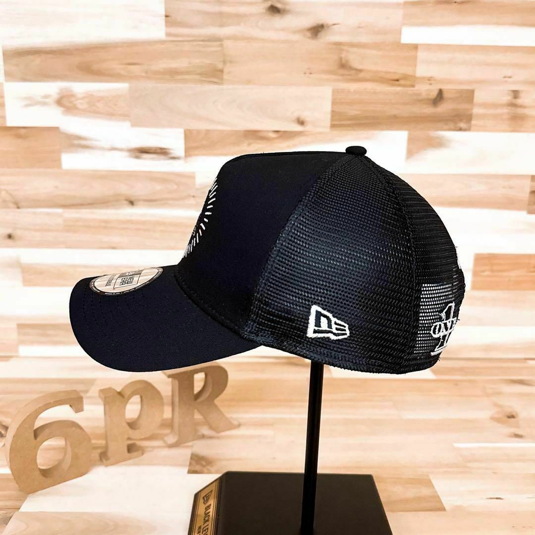 NEW ERA(ニューエラー)のレア【ニューエラ×オンスポッツ】別注 メッシュ キャップ フリーメイソン 黒×白 メンズの帽子(キャップ)の商品写真