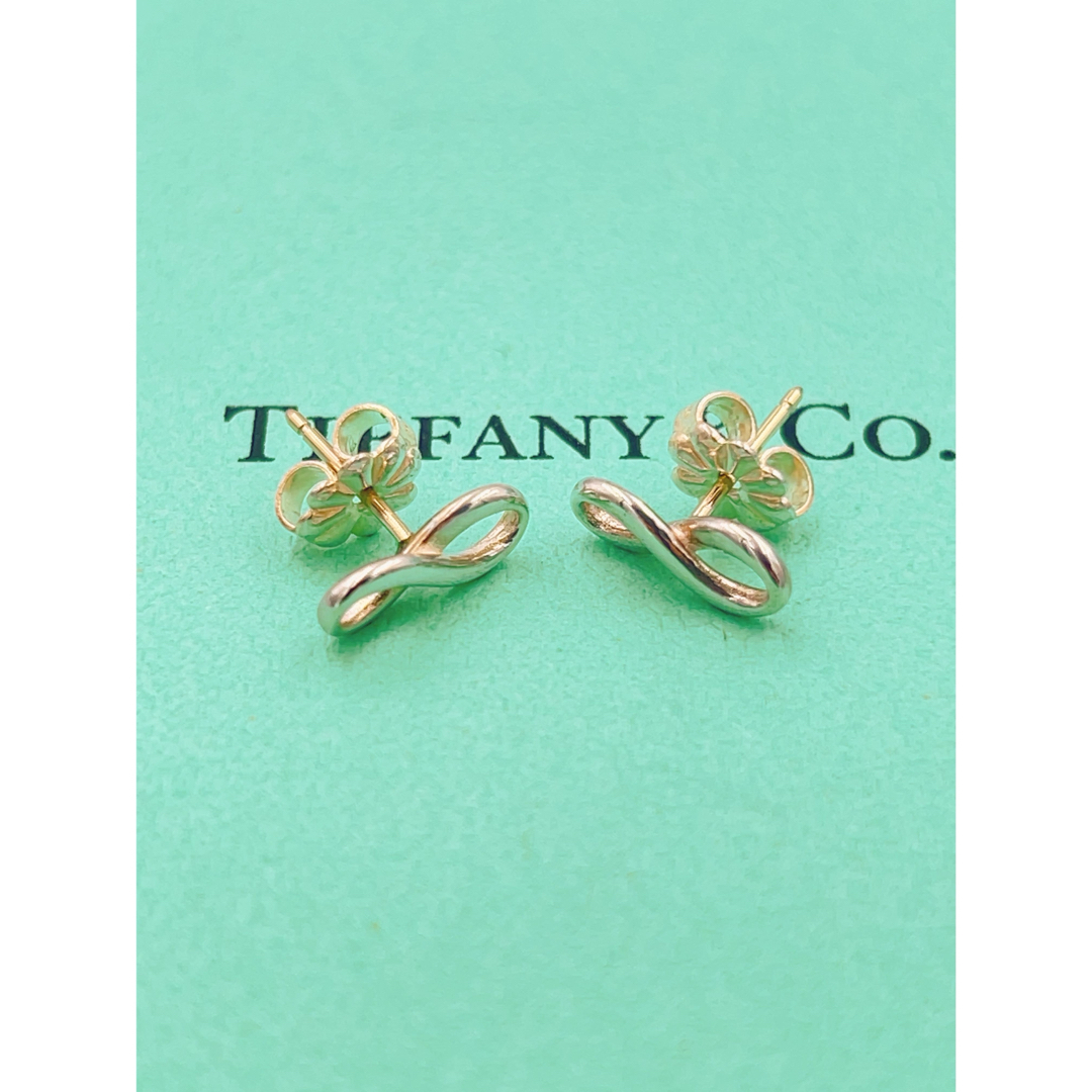 Tiffany & Co.(ティファニー)のTIFFANY&Co. ティファニー　インフィニティピアス レディースのアクセサリー(ピアス)の商品写真