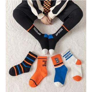 ENDO SOCKS モンスター　スポーツの英ロゴデザインの子供靴下五足組(靴下/タイツ)