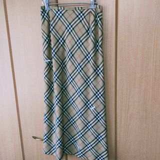 バーバリー(BURBERRY)のバーバリー ロングスカート 定番チェック(ロングスカート)