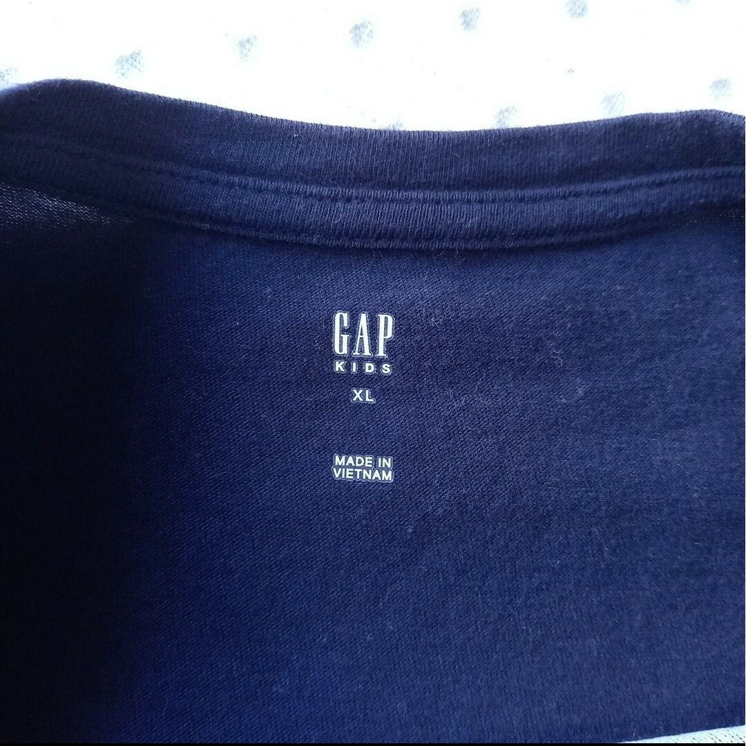 GAP Kids(ギャップキッズ)のGAP KIDS スパンコール 半袖 Tシャツ キッズ 150サイズ キッズ/ベビー/マタニティのキッズ服女の子用(90cm~)(Tシャツ/カットソー)の商品写真
