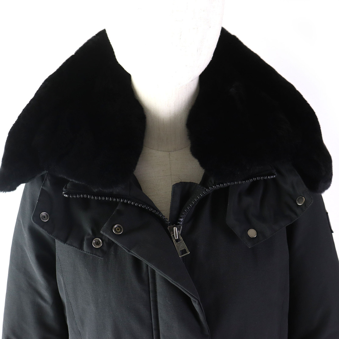 WOOLRICH(ウールリッチ)の良品△WOOLRICH ウールリッチ WWCPS2807 BOW BRIDGE COAT ボウブリッジコート ラビットファー・フード付き ダウンコート ブラック XS 正規品 レディース レディースのジャケット/アウター(ダウンコート)の商品写真