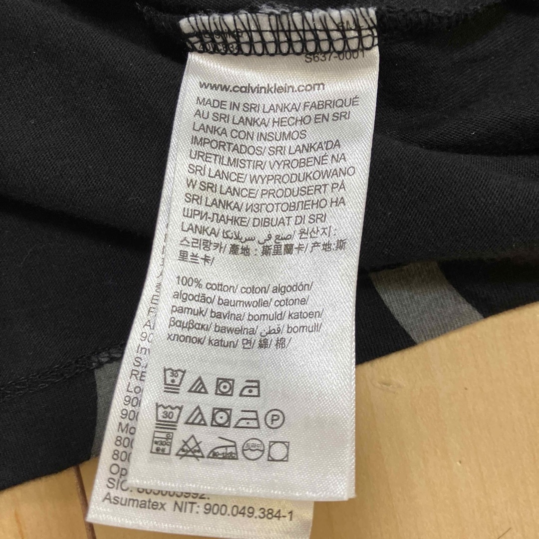 Calvin Klein(カルバンクライン)のCalvin Klein カルバンクライン　Tシャツ 総柄　ブラック　Lサイズ メンズのトップス(Tシャツ/カットソー(半袖/袖なし))の商品写真