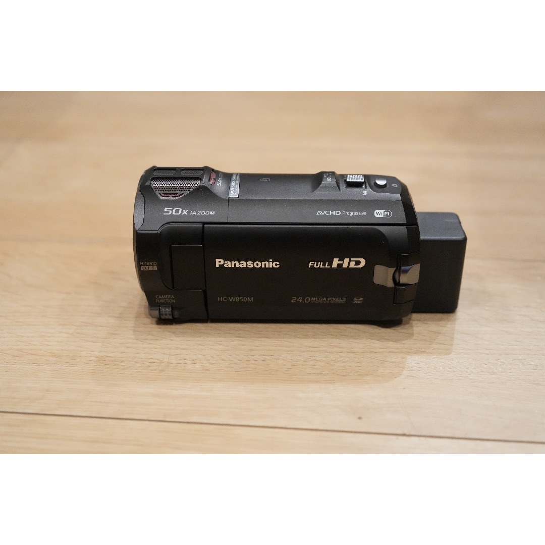 Panasonic(パナソニック)のトトモ様専用Panasonic HC-W850Mビデオカメラ　おまけ付 スマホ/家電/カメラのカメラ(ビデオカメラ)の商品写真