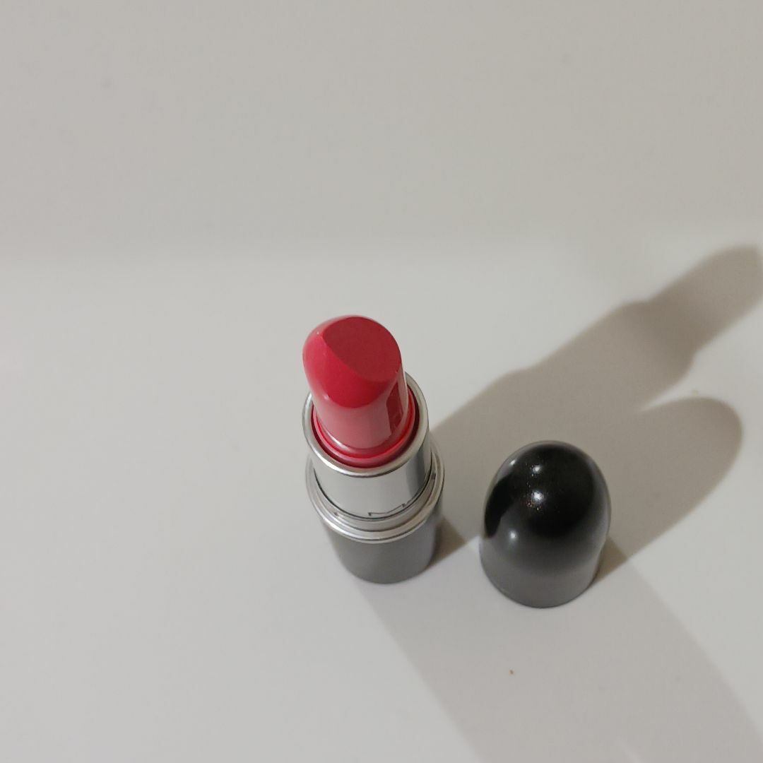 MAC(マック)の【新品】MAC　サニーソウル ss1 リップスティック コスメ/美容のベースメイク/化粧品(口紅)の商品写真