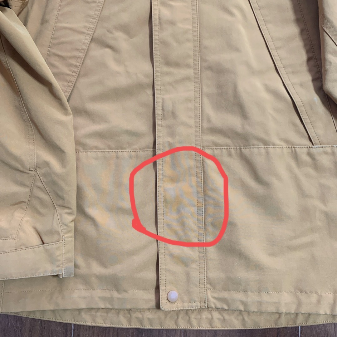 UNIQLO(ユニクロ)のUNIQLOメンズパーカー メンズのジャケット/アウター(マウンテンパーカー)の商品写真