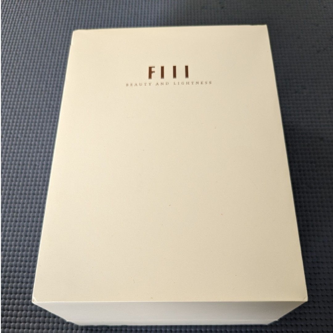 FIIL EMS ボディー美容器 コスメ/美容のダイエット(その他)の商品写真