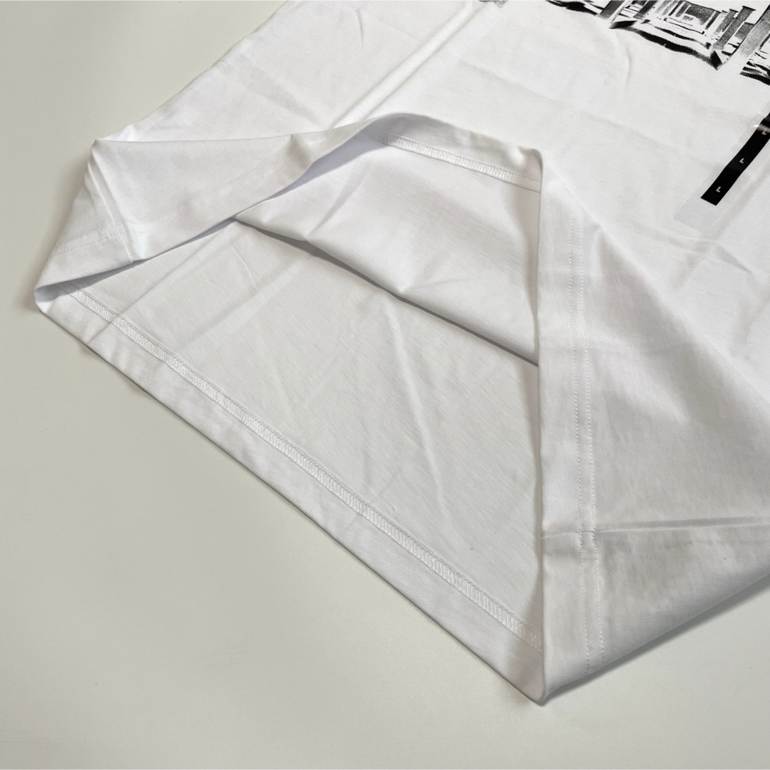 DIESEL(ディーゼル)の【新品】L ディーゼル Tシャツ 半袖 ロゴ プリント Uネック 白 ホワイト メンズのトップス(Tシャツ/カットソー(半袖/袖なし))の商品写真