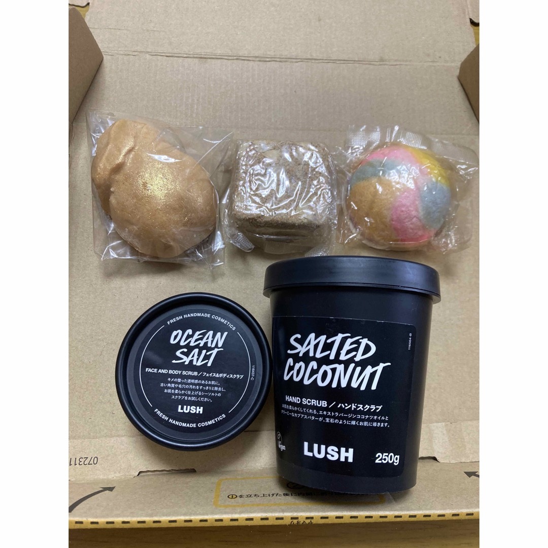 LUSH(ラッシュ)のラッシュ　スクラブ　5点セット LUSH コスメ/美容のボディケア(ボディスクラブ)の商品写真