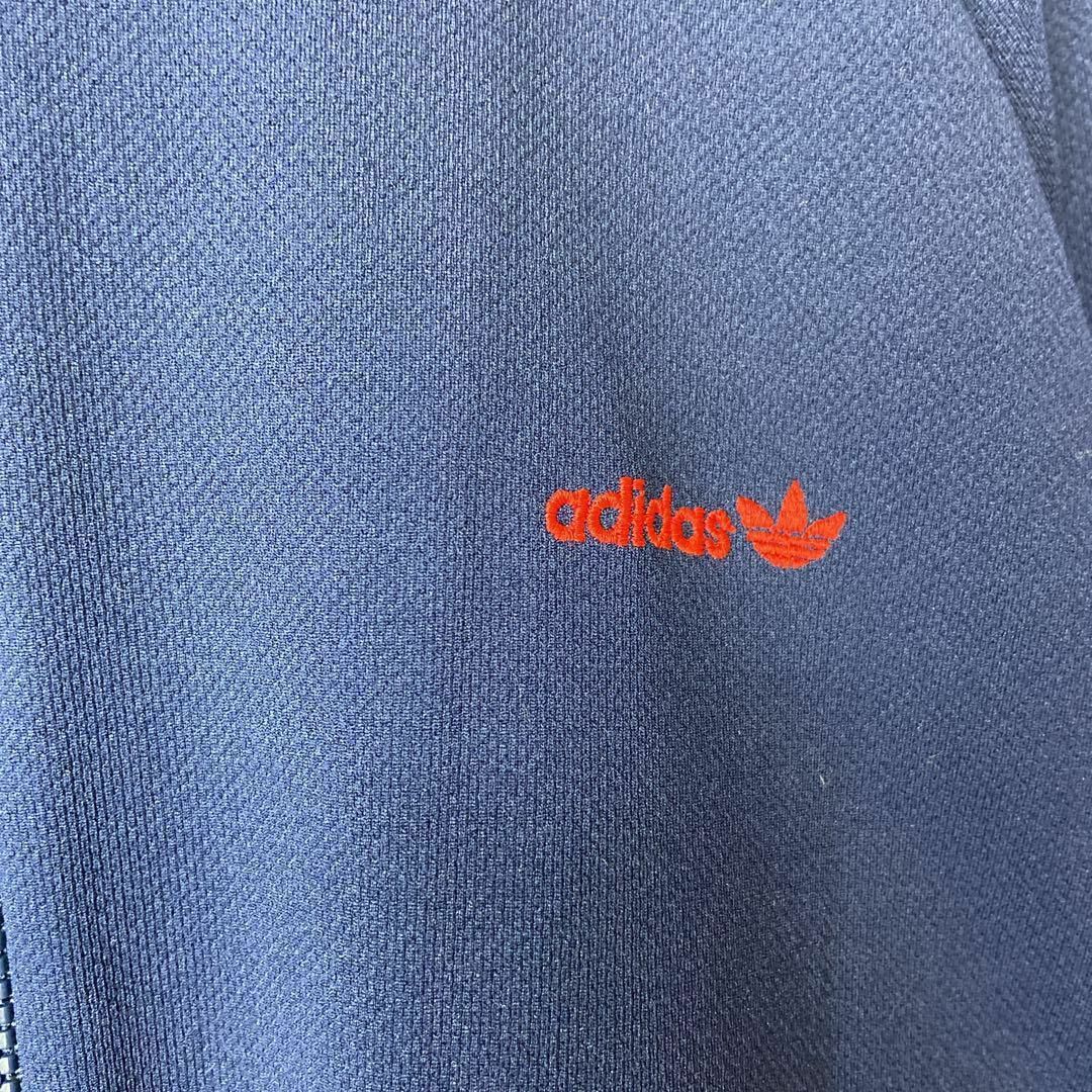 adidas(アディダス)の【デサント製】人気トラックジャケット古着adidasトレフォイル刺繍ロゴ紺L メンズのトップス(ジャージ)の商品写真