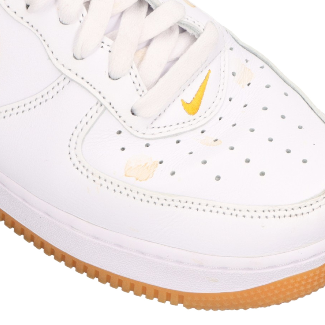 NIKE(ナイキ)のNIKE ナイキ AIR FORCE 1 LOW RETRO QS エアフォース ワン ローカットスニーカー ホワイト/イエロー US9/27cm FD7039-100 メンズの靴/シューズ(スニーカー)の商品写真