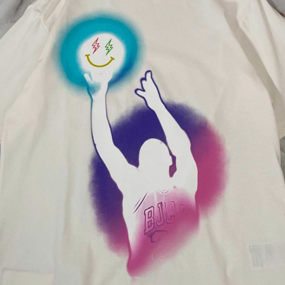 NIKE(ナイキ)のA12614 ナイキエアジョーダン×ジェイバルビン　プリントTシャツ　ホワイトM メンズのトップス(Tシャツ/カットソー(半袖/袖なし))の商品写真