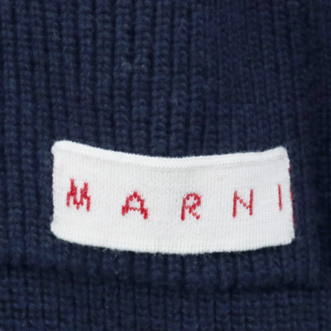 Marni(マルニ)のMARNI マルニ 22AW ロゴポケット カットオフデザイン ニット セーター ネイビー/グリーン GCMG0246Q2 メンズのトップス(ニット/セーター)の商品写真