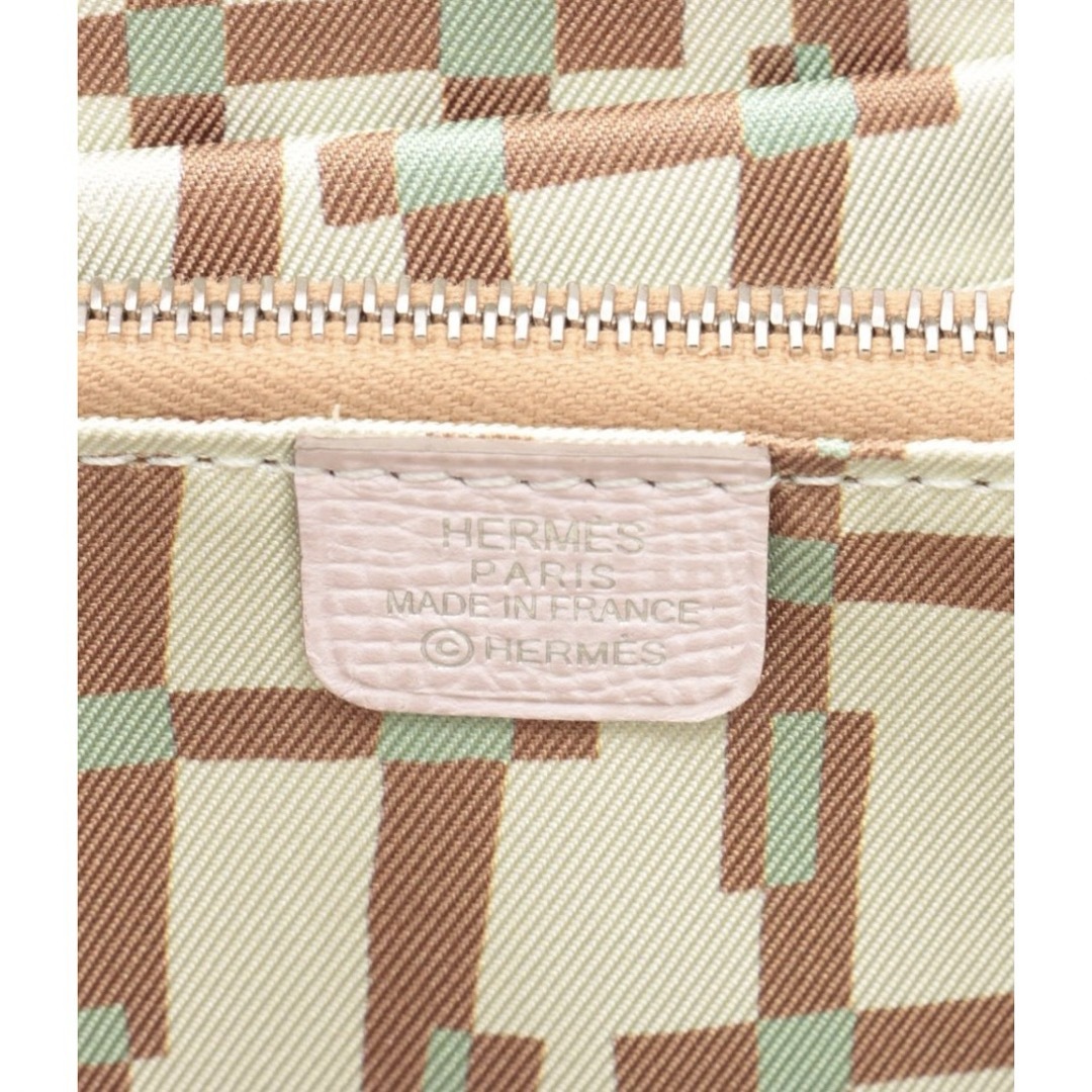 Hermes(エルメス)のシルクイン　アザップコンパクト　モーブペール　エルメス財布 レディースのファッション小物(財布)の商品写真