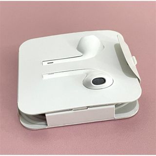 アップル(Apple)の正規品　アップル純正品 iPhone イヤホン ライトニング アップル イヤホン(ヘッドフォン/イヤフォン)