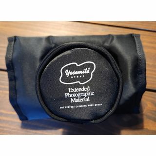 YOSEMITE SPRINGROLL CAMERA JACKET BLACK(ケース/バッグ)