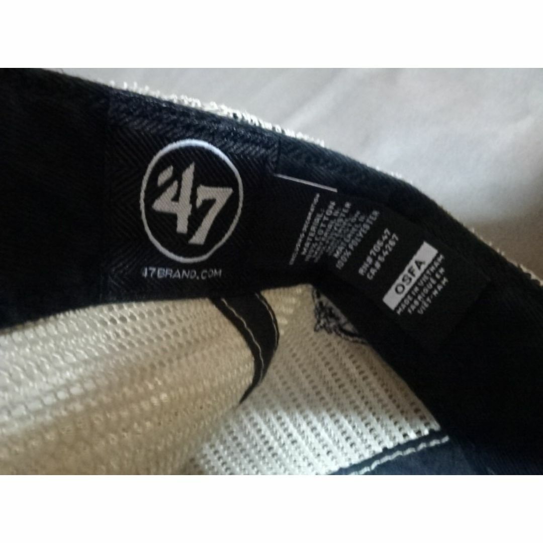 47 Brand(フォーティセブン)のUSA購入【47BRAND】 激レア アメリカ【USA】国旗 ロゴ刺繍キャップ メンズの帽子(キャップ)の商品写真