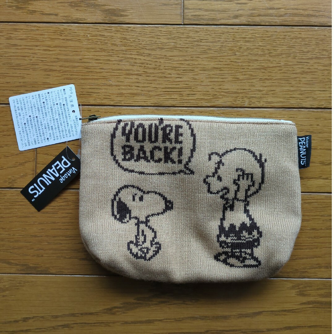 SNOOPY(スヌーピー)のSNOOPY　ポーチ＆タオル エンタメ/ホビーのおもちゃ/ぬいぐるみ(キャラクターグッズ)の商品写真