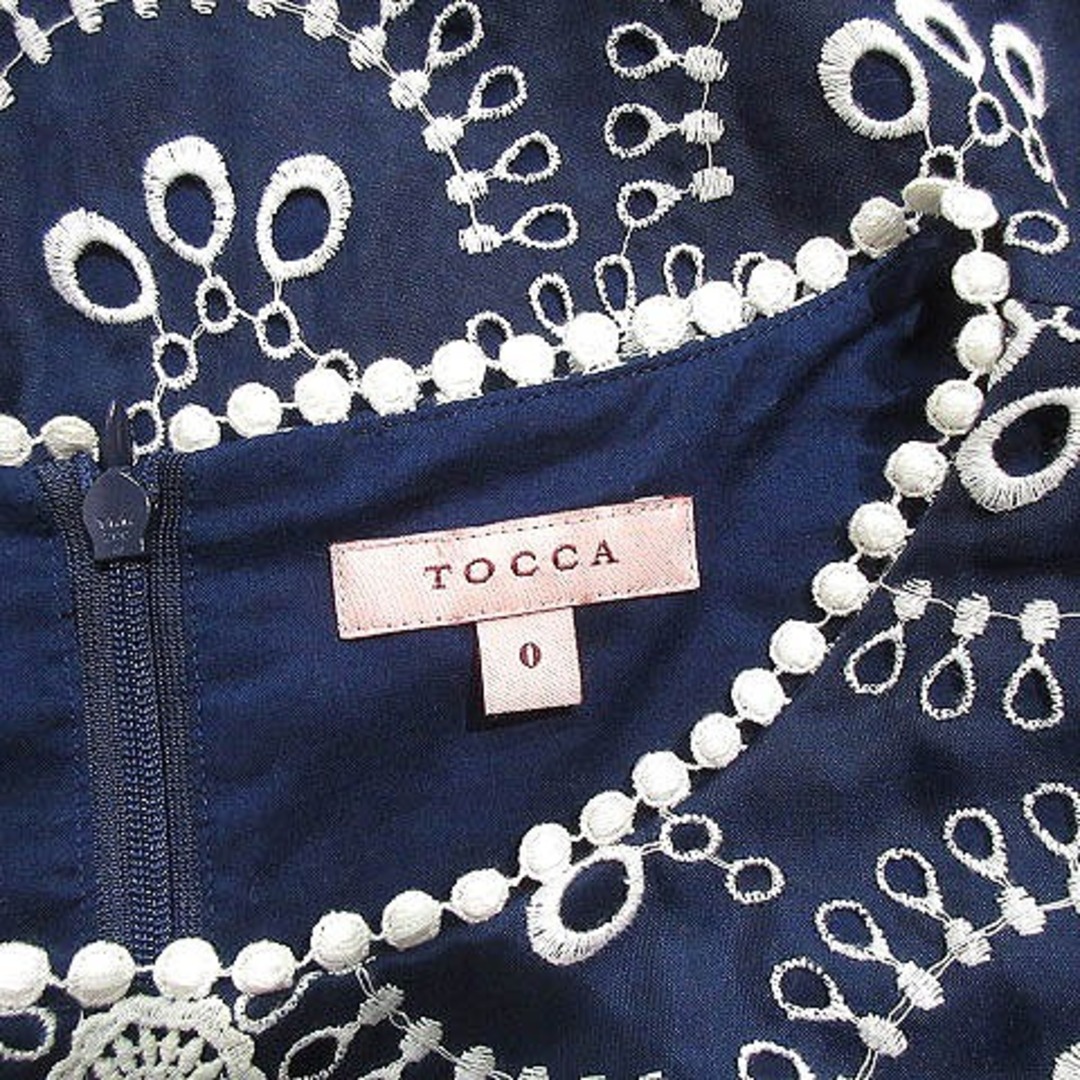 TOCCA(トッカ)のトッカ 19SS Mosaicワンピース エンブロイダリー 刺繍 半袖 紺 0 レディースのワンピース(ひざ丈ワンピース)の商品写真