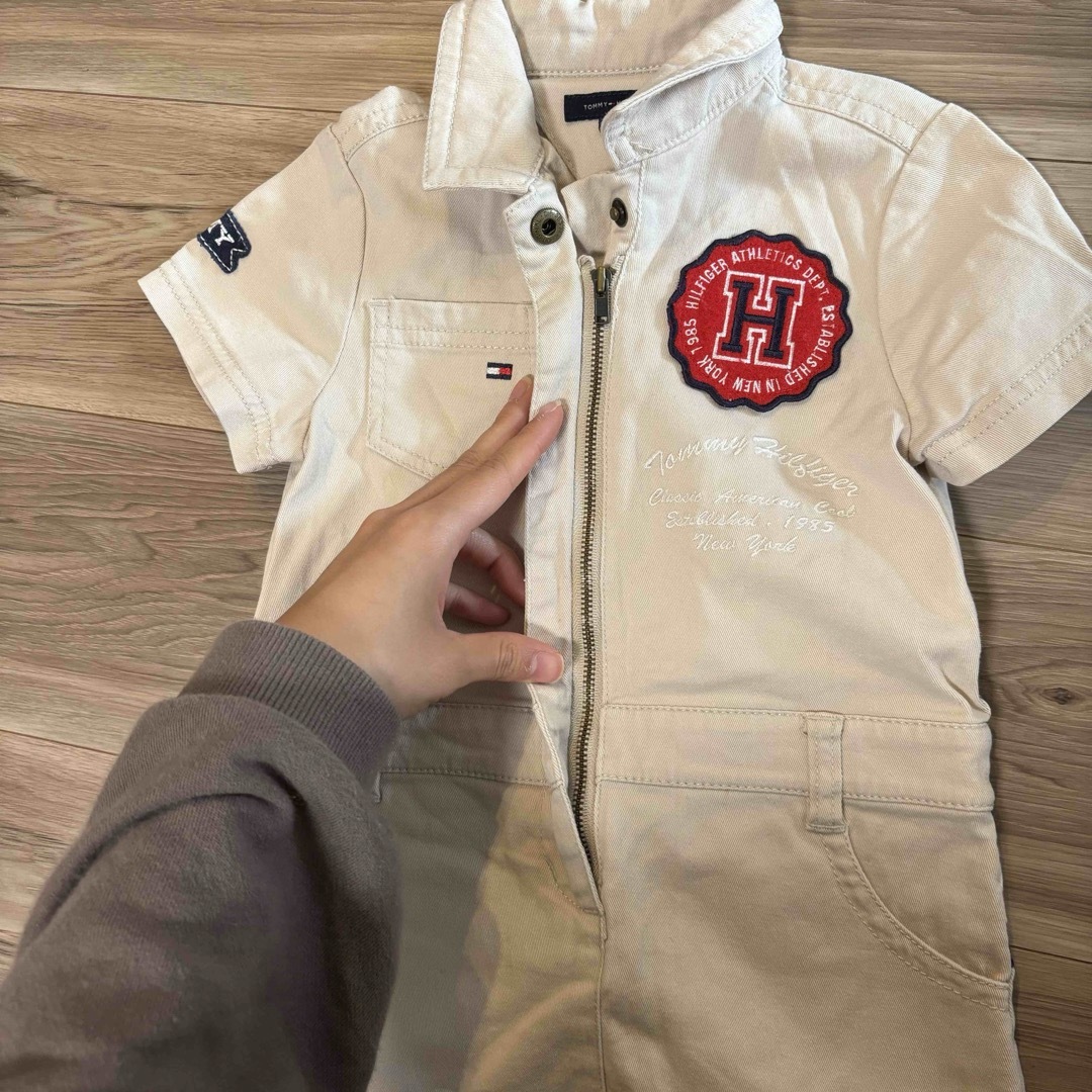 TOMMY HILFIGER ワンピース　90㎝ キッズ/ベビー/マタニティのキッズ服女の子用(90cm~)(ワンピース)の商品写真