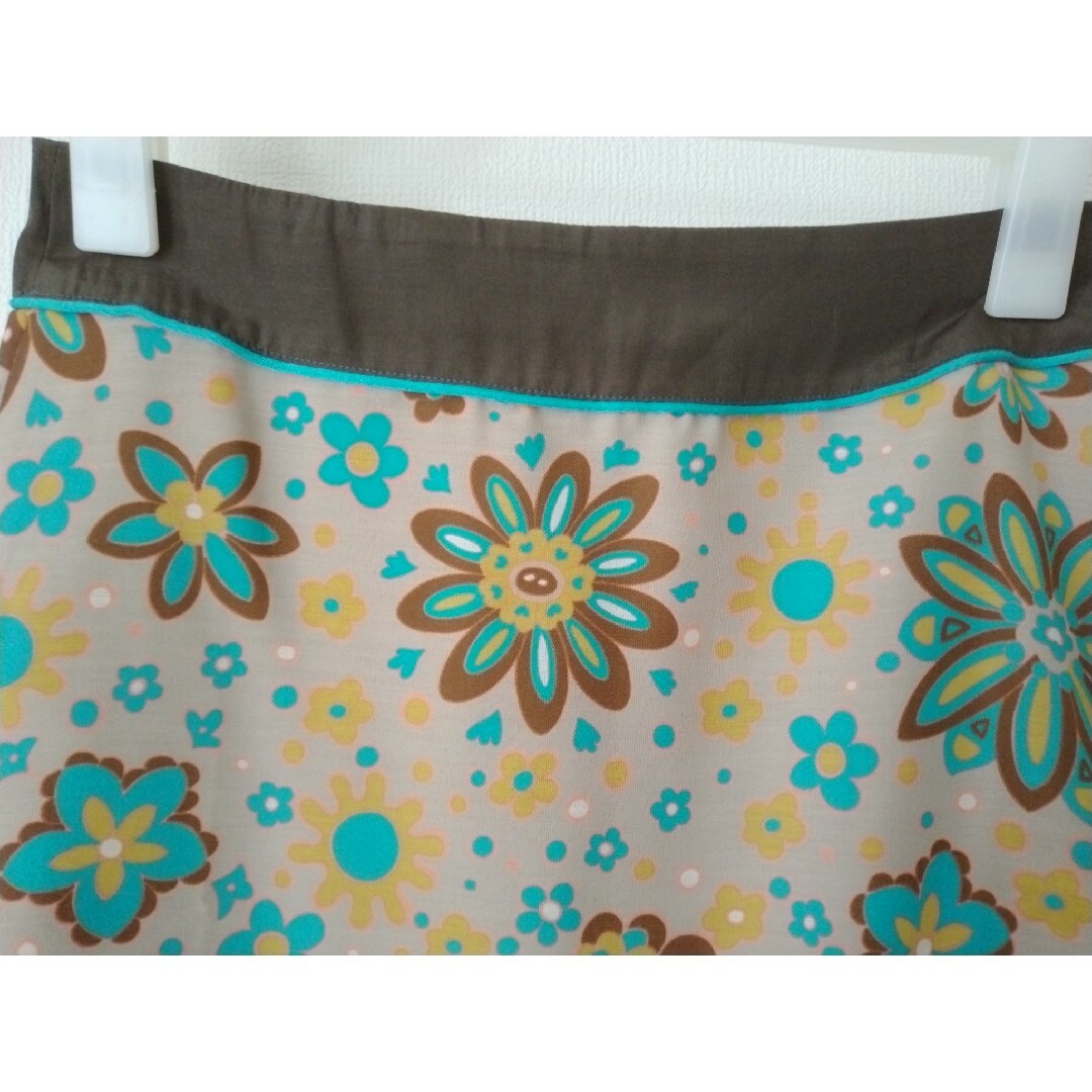 ABAHOUSE(アバハウス)のアバハウス　リヴィジテーション　スカート　花柄　日本製 レディースのスカート(ひざ丈スカート)の商品写真