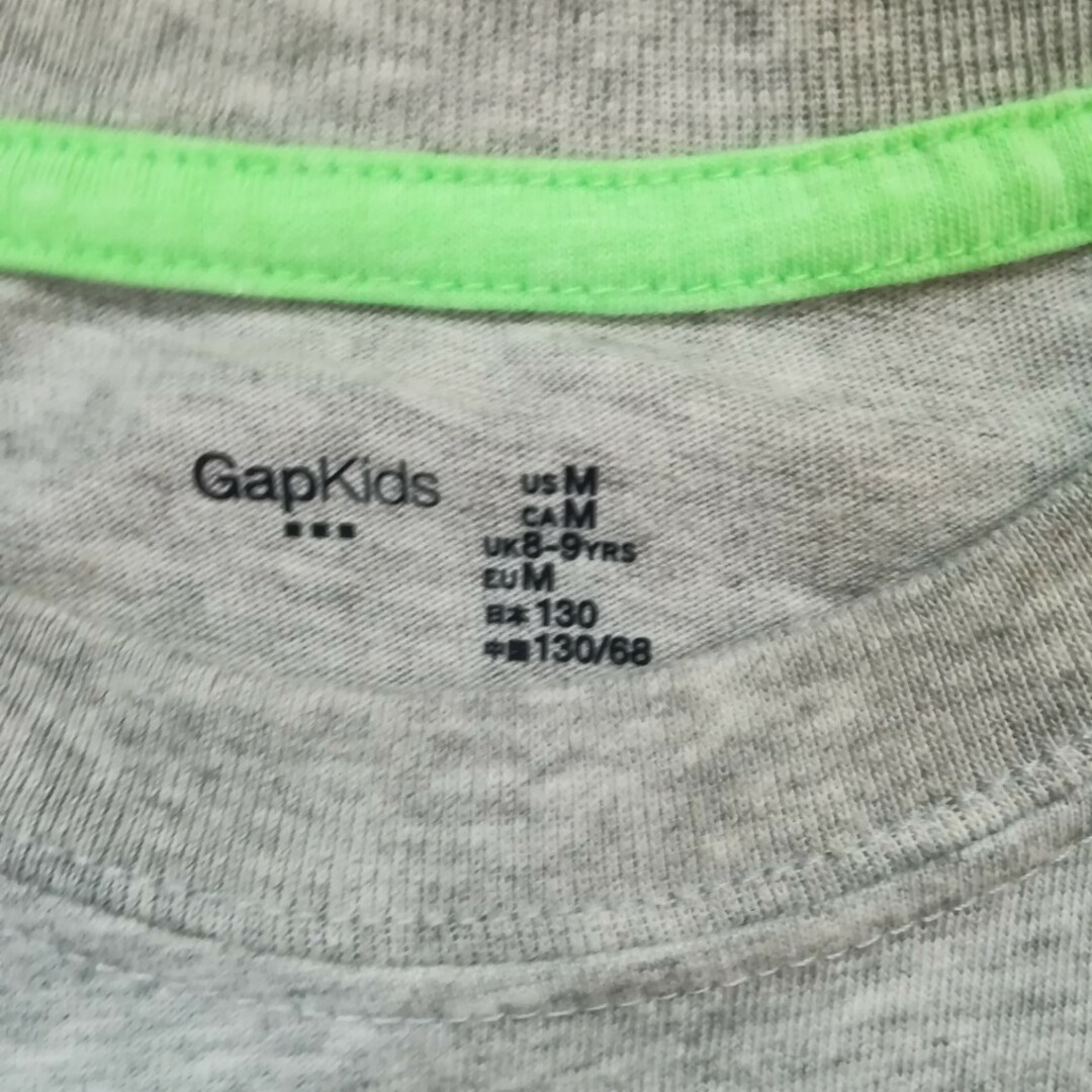 GAP Kids(ギャップキッズ)の【GAP Kids】Tシャツ　130㌢ グレー キッズ/ベビー/マタニティのキッズ服男の子用(90cm~)(Tシャツ/カットソー)の商品写真