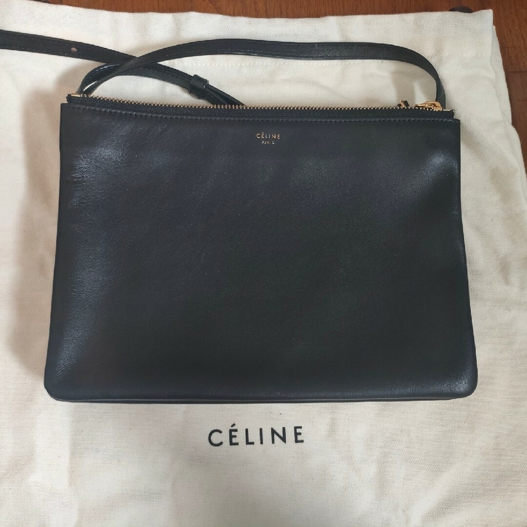 celine(セリーヌ)のCELINE トリオスモール レディースのバッグ(ショルダーバッグ)の商品写真