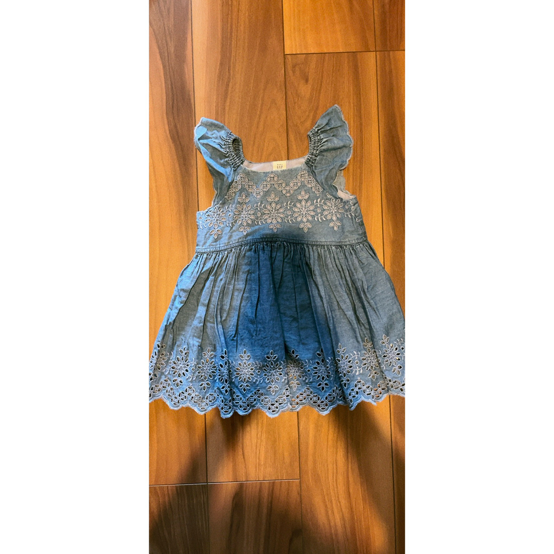 GAP Kids(ギャップキッズ)のGAP キッズガール　18-24month キッズ/ベビー/マタニティのキッズ服女の子用(90cm~)(ワンピース)の商品写真