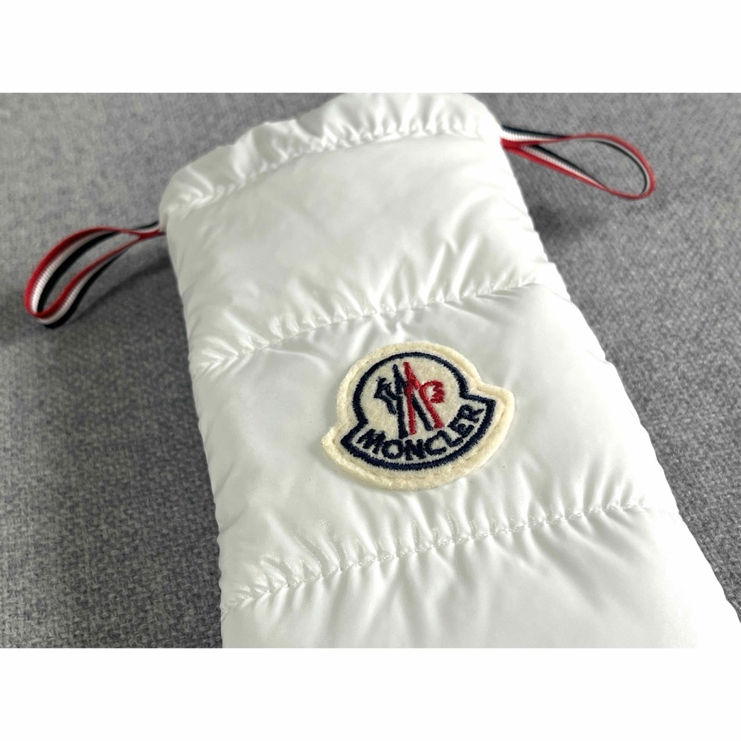 MONCLER(モンクレール)のMONCLER モンクレール　メガネ　サングラスケース　正規品　新品未使用 レディースのファッション小物(サングラス/メガネ)の商品写真