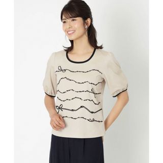 トゥービーシック(TO BE CHIC)のTO BE CHIC★新品★ ラリニエールボーダーモチーフ カットソー(カットソー(半袖/袖なし))