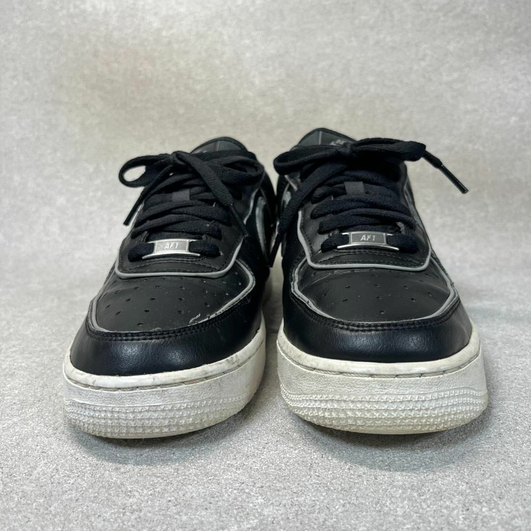 NIKE(ナイキ)のナイキ 24cm エアフォース1 '07 LV8 BLACK-BLACK ♫ レディースの靴/シューズ(スニーカー)の商品写真