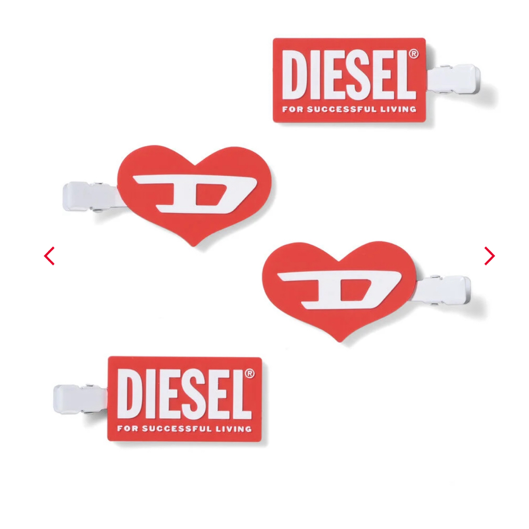 DIESEL(ディーゼル)のDIESEL ヘアピンセット 非売品 レディースのヘアアクセサリー(ヘアピン)の商品写真