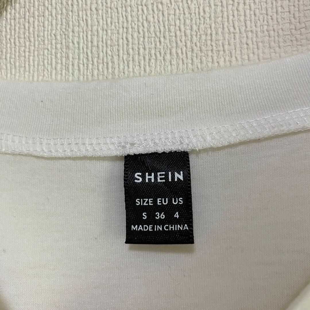 SHEIN(シーイン)の古着　Shein シーイン　レーシングカー　半袖　Tシャツ　車　I174 メンズのトップス(Tシャツ/カットソー(半袖/袖なし))の商品写真