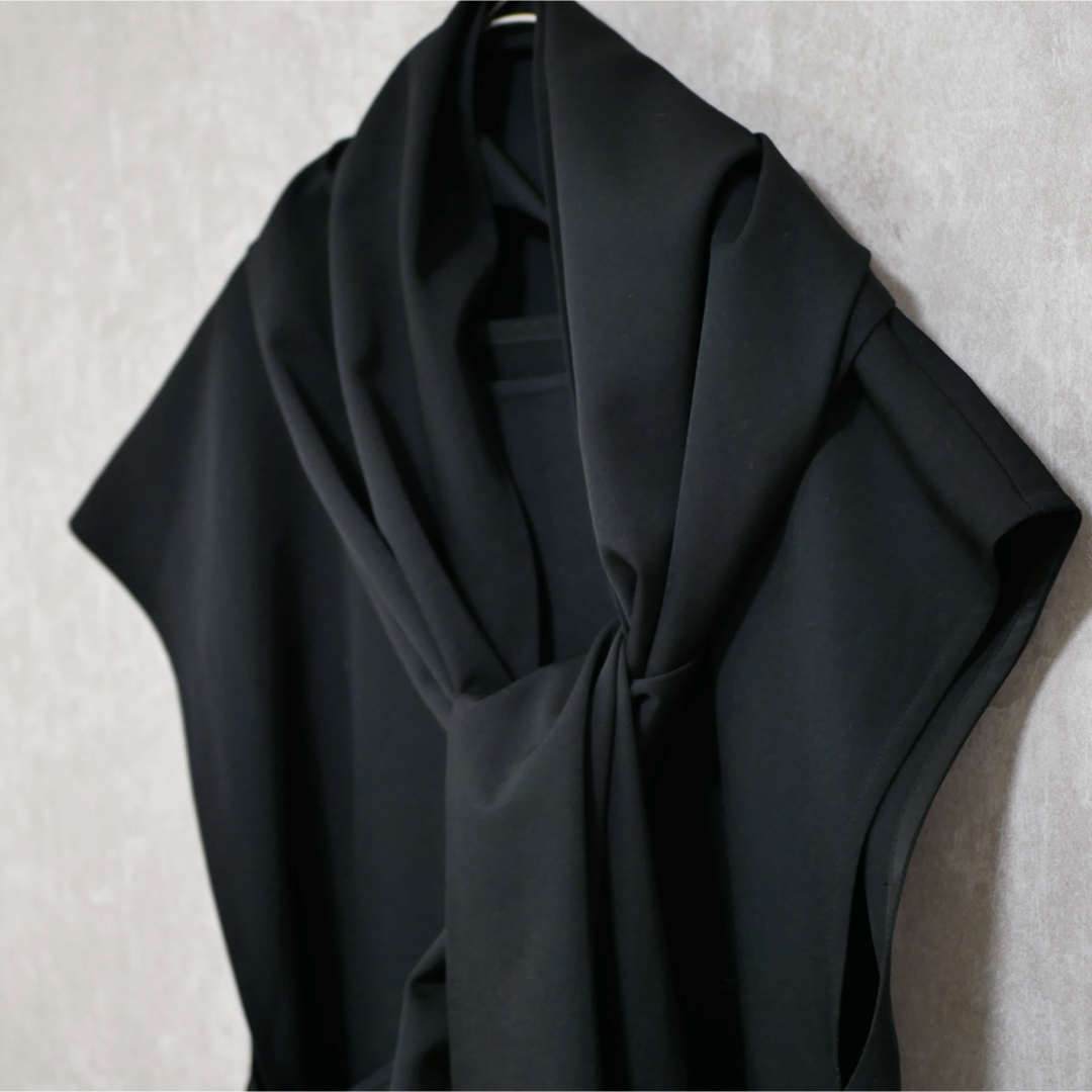 LIMI feu(リミフゥ)の美品 LIMI feu W/Gabardine Stole Dress レディースのワンピース(ひざ丈ワンピース)の商品写真