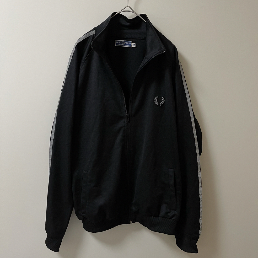 FRED PERRY(フレッドペリー)の90s美品 M】フレッドペリー刺繍トラックジャケットFred古着ジャージ　グレー メンズのトップス(ジャージ)の商品写真