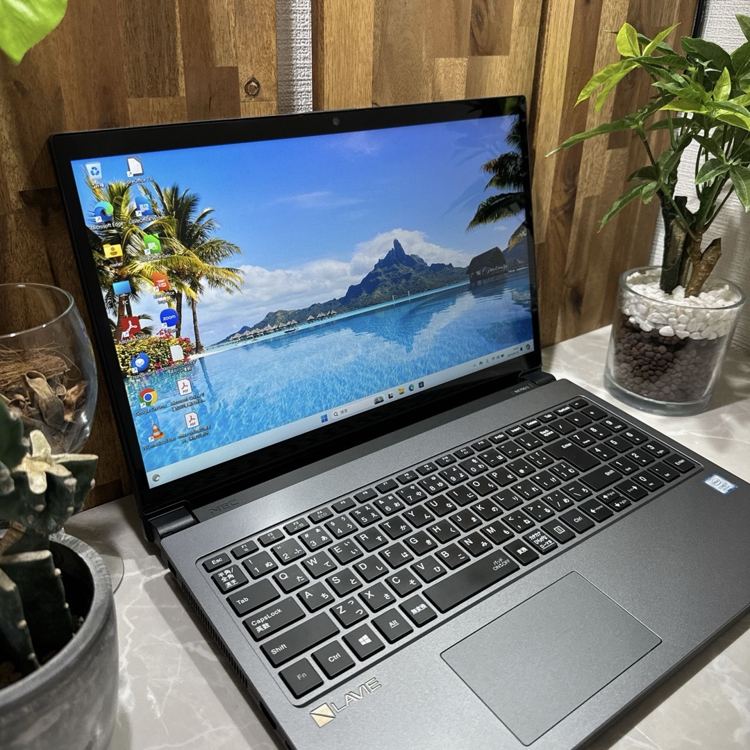 NEC(エヌイーシー)の【美品】NEC LAVIE NX750☘️i7第8世代☘️メモ12GB☘️SSD スマホ/家電/カメラのPC/タブレット(ノートPC)の商品写真