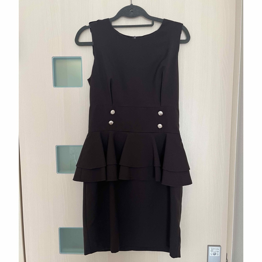 フェミニンぺプラムドレス レディースのフォーマル/ドレス(ミディアムドレス)の商品写真