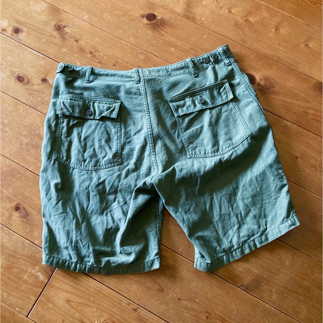 TENDERLOIN(テンダーロイン)のTENDERLOIN  ARMY SHORTS  XL  テンダーロイン メンズのパンツ(ショートパンツ)の商品写真