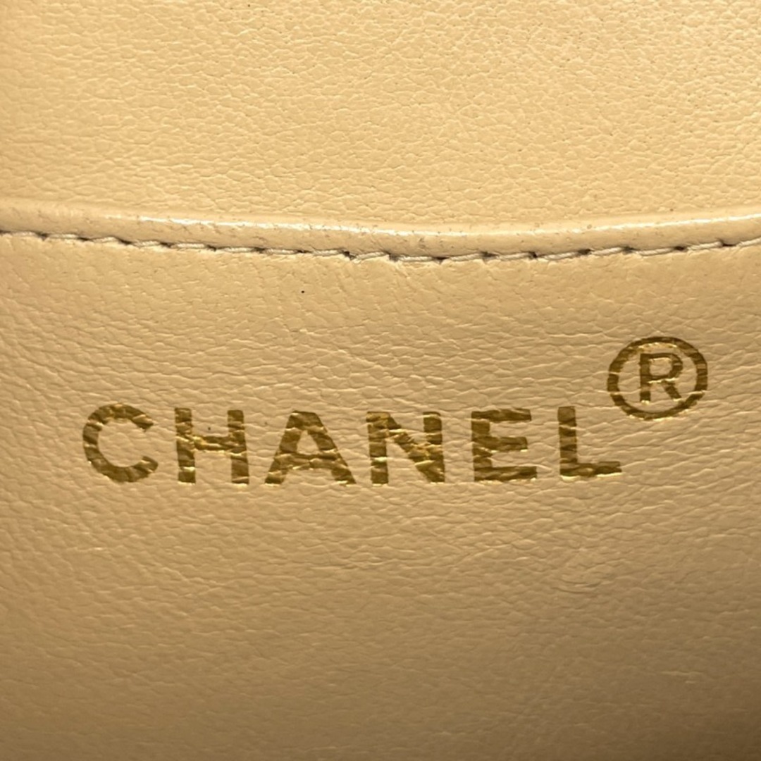 CHANEL(シャネル)のシャネル CHANEL カモメ ミニマトラッセ ダブルフラップ Wフラップ バッグ ショルダーバッグ ラムスキン ベージュ ゴールド金具 チェーンショルダーバッグ レディースのバッグ(ショルダーバッグ)の商品写真