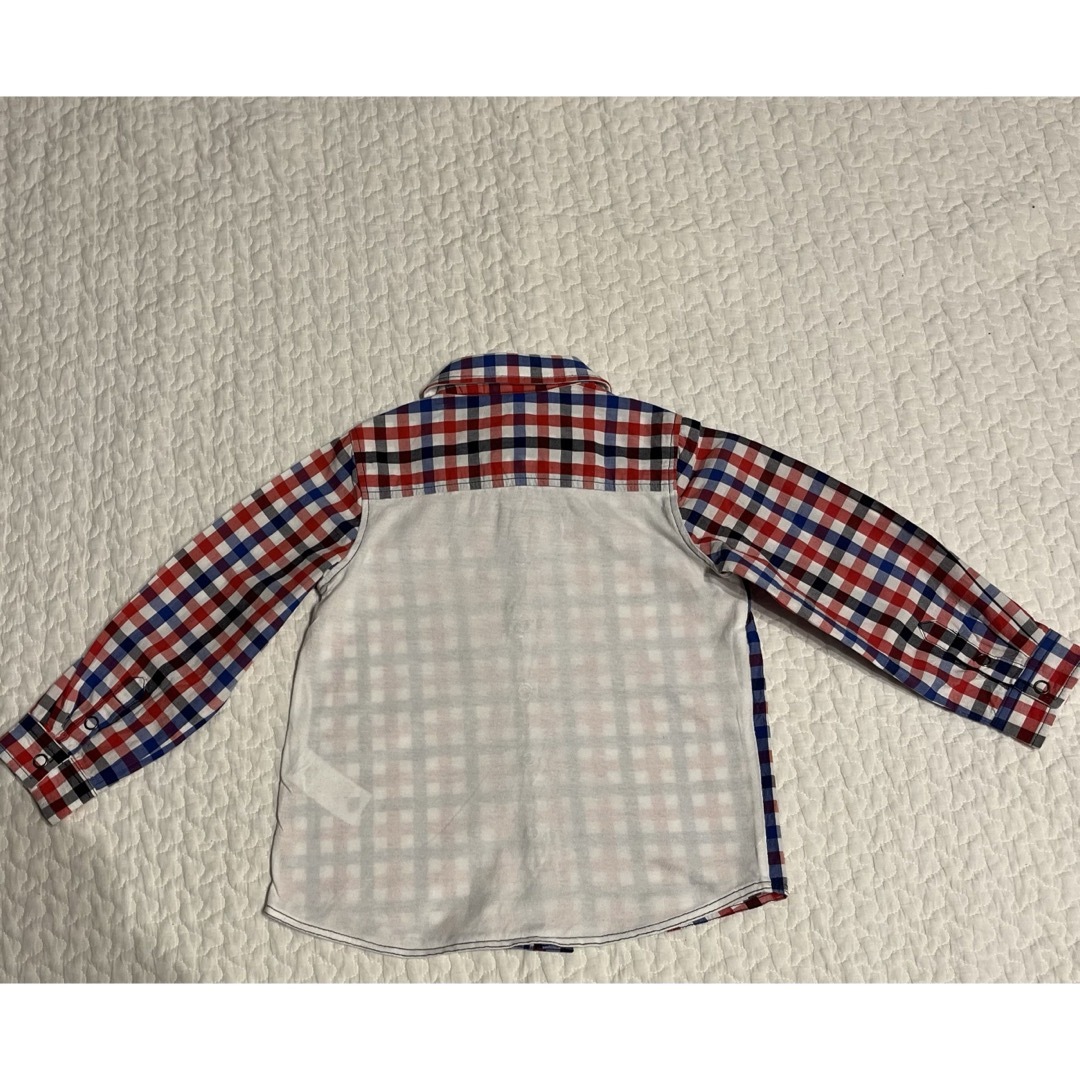 PETIT BATEAU(プチバトー)の値下げ　プチバトー　長袖チェックシャツ キッズ/ベビー/マタニティのキッズ服男の子用(90cm~)(ブラウス)の商品写真