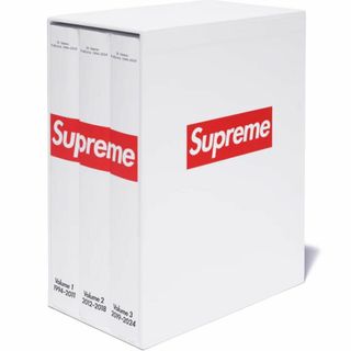 Supreme - Supreme 30 Years:T-Shirts 1994-2024 Book